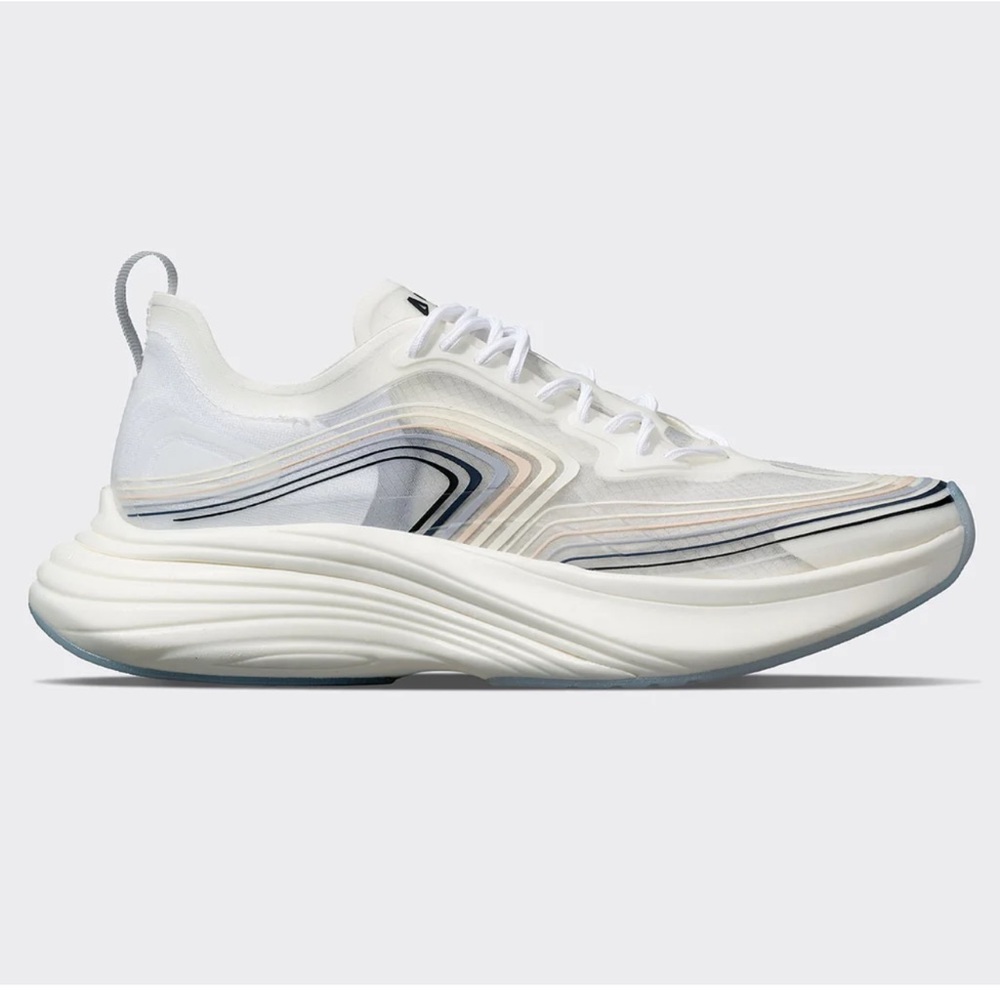 Women’s APL streamline size 7 great condition retail $320 white/clear/black